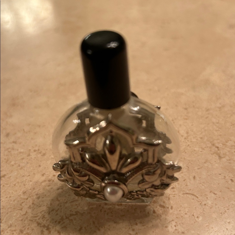 Elegant Glass Perfume Bottles Set - Picture 8 of 8